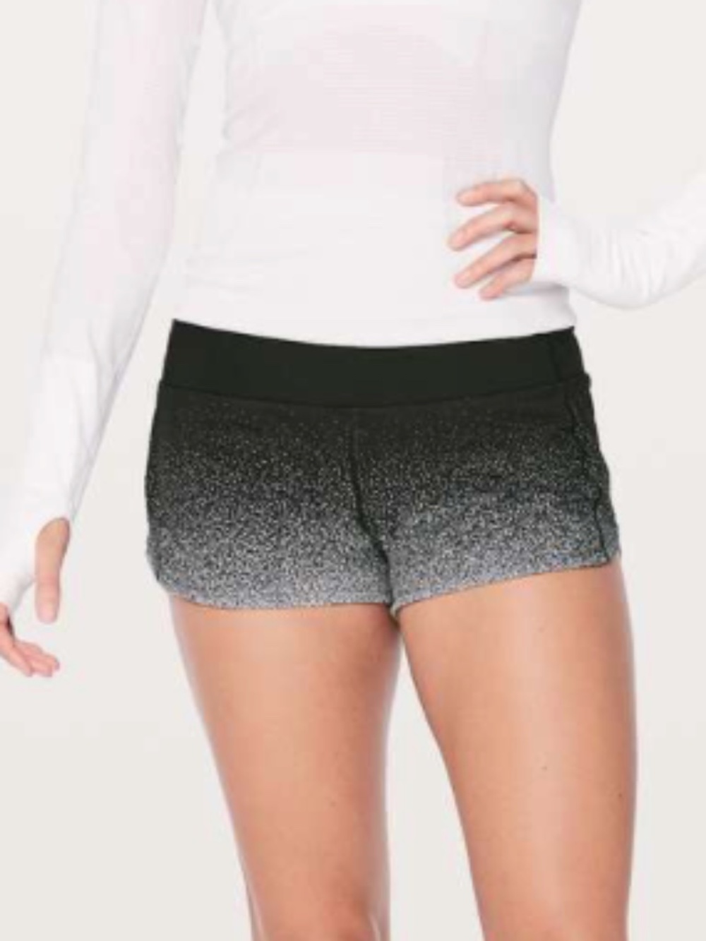 Lulu Lemon Speed Up Short 2.5"